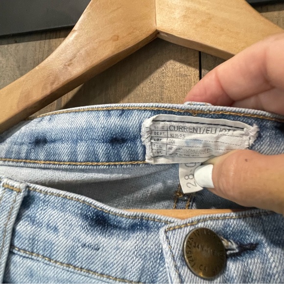 Current Elliott Distressed Jeans - Picture 6 of 8